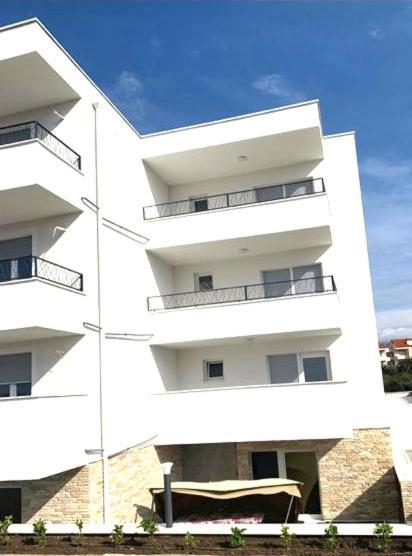 Apartment Bella โนวาลยา ภายนอก รูปภาพ
